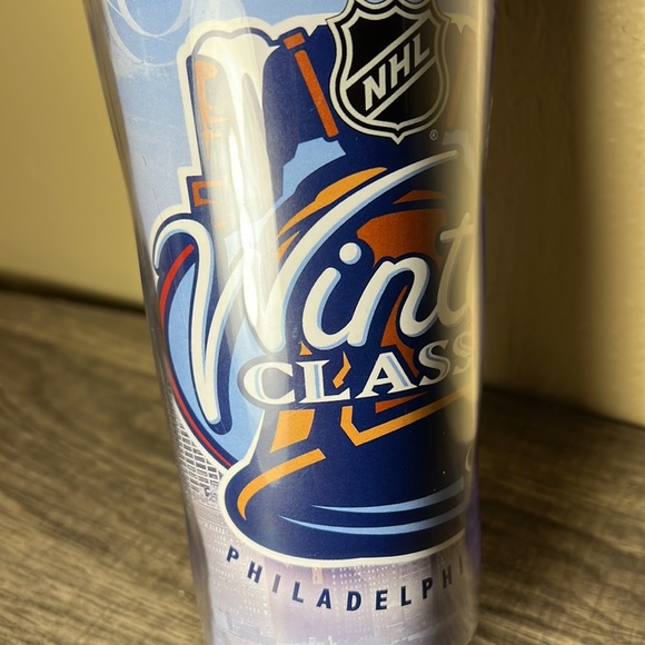 NHL Winter Classic Philadelphia 2012 Tumbler - Picture 2 of 5